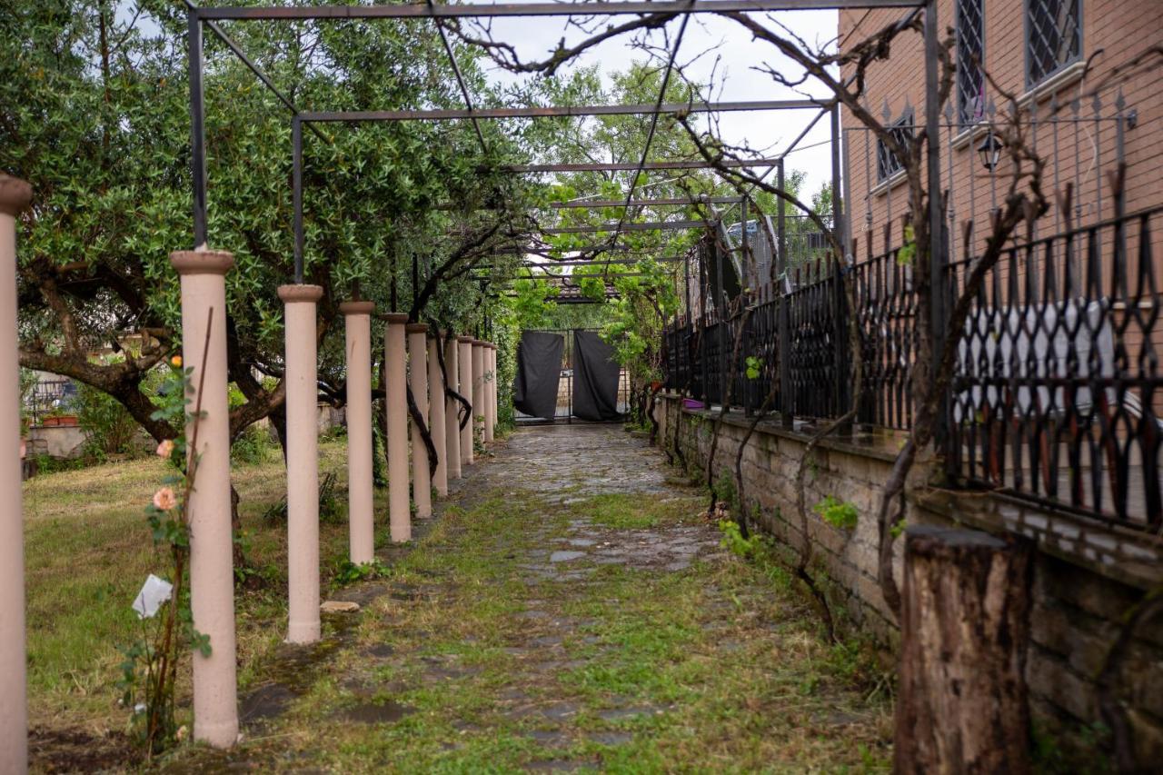 Suite Gli Ulivi Колонна Экстерьер фото